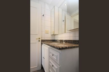 Apartamento para alugar com 96m², 3 quartos e 2 vagas Apartamento para alugar com 96m², 3 quartos e 2 vagasBanheiro Suíte