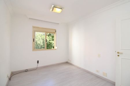 Apartamento para alugar com 96m², 3 quartos e 2 vagas Apartamento para alugar com 96m², 3 quartos e 2 vagasSuíte