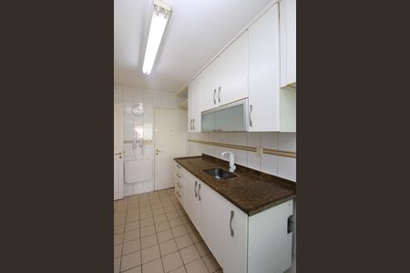 Apartamento para alugar com 96m², 3 quartos e 2 vagas Apartamento para alugar com 96m², 3 quartos e 2 vagasCozinha