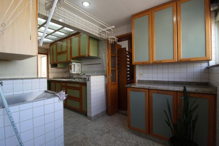 Apartamento à venda com 99m², 3 quartos e 1 vagaÁrea de Serviço