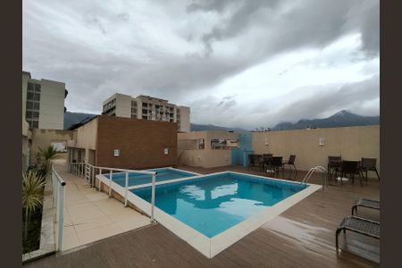 Apartamento à venda com 95m², 3 quartos e 2 vagasÁrea comum - Piscina