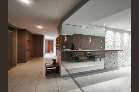 Apartamento à venda com 95m², 3 quartos e 2 vagasFachada e portaria