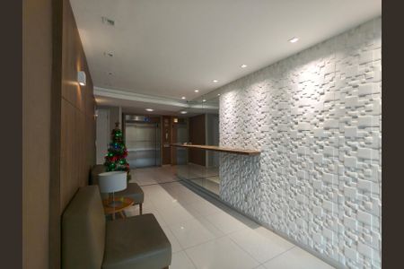 Apartamento à venda com 95m², 3 quartos e 2 vagasFachada e portaria