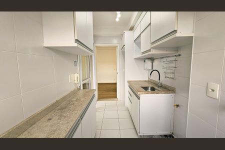 Apartamento para alugar com 72m², 2 quartos e 1 vaga