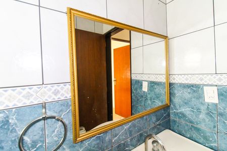 Casa à venda com 120m², 4 quartos e 2 vagas Casa à venda com 120m², 4 quartos e 2 vagasBanheiro 2