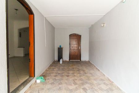 Casa à venda com 120m², 4 quartos e 2 vagas Casa à venda com 120m², 4 quartos e 2 vagasGaragem