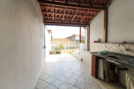 Casa à venda com 120m², 4 quartos e 2 vagas Casa à venda com 120m², 4 quartos e 2 vagasVaranda da Suíte