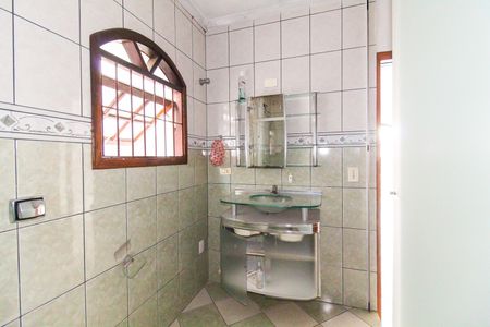 Casa à venda com 120m², 4 quartos e 2 vagas Casa à venda com 120m², 4 quartos e 2 vagasBanheiro da Suíte