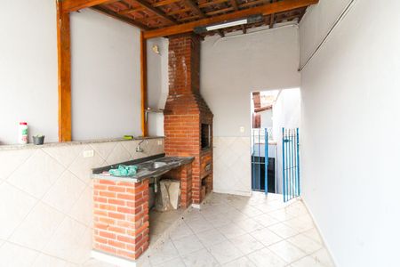 Casa à venda com 120m², 4 quartos e 2 vagas Casa à venda com 120m², 4 quartos e 2 vagasChurrasqueira