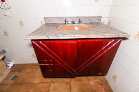 Casa à venda com 120m², 4 quartos e 2 vagas Casa à venda com 120m², 4 quartos e 2 vagasBanheiro 3