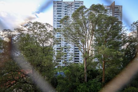 Apartamento à venda com 109m², 2 quartos e 2 vagasVista da Suíte 1