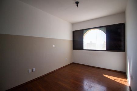 Apartamento para alugar com 183m², 3 quartos e 2 vagas Apartamento para alugar com 183m², 3 quartos e 2 vagasSuite 3
