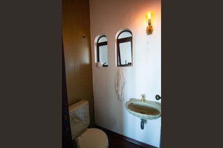 Apartamento para alugar com 183m², 3 quartos e 2 vagas Apartamento para alugar com 183m², 3 quartos e 2 vagasLavabo