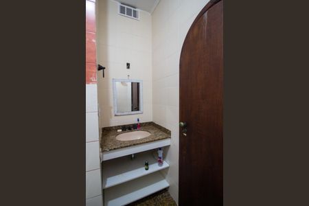 Apartamento para alugar com 183m², 3 quartos e 2 vagas Apartamento para alugar com 183m², 3 quartos e 2 vagasBanheiro da Suíte 1