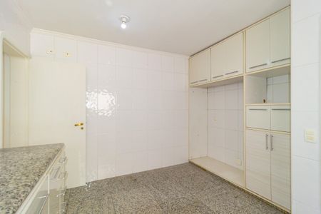 Apartamento à venda com 130m², 3 quartos e 2 vagasCozinha
