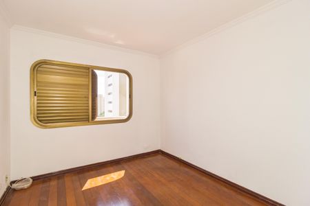 Apartamento à venda com 130m², 3 quartos e 2 vagasQuarto 2