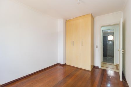 Apartamento à venda com 130m², 3 quartos e 2 vagasQuarto 2