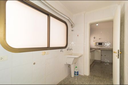 Apartamento à venda com 130m², 3 quartos e 2 vagasÁrea de Serviço