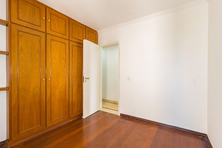Apartamento à venda com 130m², 3 quartos e 2 vagasQuarto 1