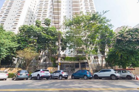 Apartamento à venda com 130m², 3 quartos e 2 vagasFachada