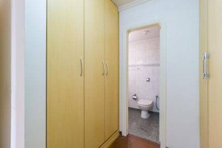 Apartamento à venda com 130m², 3 quartos e 2 vagasCloset da Suíte
