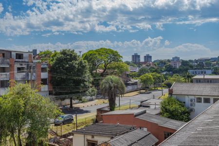 Vista da Suíte de apartamento para alugar com 2 quartos, 70m² em Bom Jesus, Porto Alegre