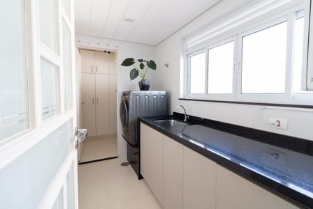 Apartamento à venda com 115m², 3 quartos e 2 vagasÁrea de Serviço