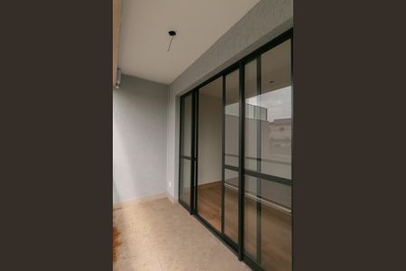 Casa à venda com 183m², 3 quartos e 1 vaga Casa à venda com 183m², 3 quartos e 1 vagaVaranda da Suíte 2