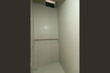 Casa à venda com 183m², 3 quartos e 1 vaga Casa à venda com 183m², 3 quartos e 1 vagaBanheiro social