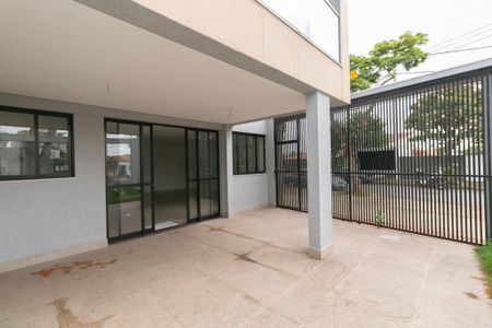 Casa à venda com 183m², 3 quartos e 1 vaga Casa à venda com 183m², 3 quartos e 1 vagaÁrea comum