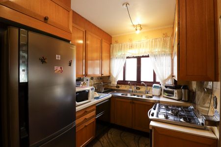 Casa à venda com 470m², 2 quartos e 7 vagasCozinha