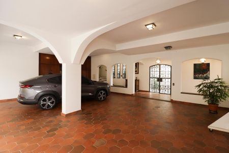 Casa à venda com 470m², 2 quartos e 7 vagasÁrea comum