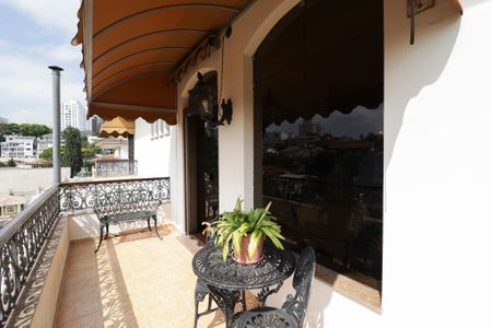 Casa à venda com 470m², 2 quartos e 7 vagasVaranda da Sala