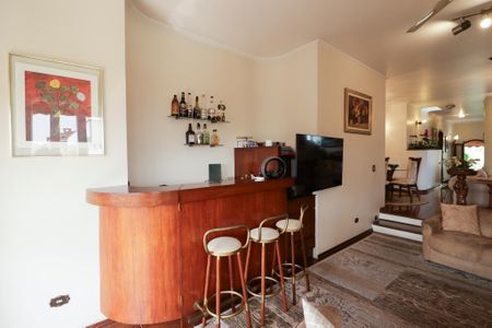 Casa à venda com 470m², 2 quartos e 7 vagasSala