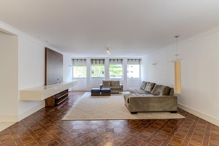 Apartamento à venda com 300m², 4 quartos e 3 vagas Apartamento à venda com 300m², 4 quartos e 3 vagasSala