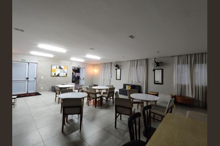 Apartamento para alugar com 42m², 2 quartos e sem vagaÁrea comum - Salão de Festas