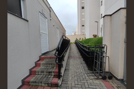 Apartamento para alugar com 42m², 2 quartos e sem vagaRampas de acessibilidade