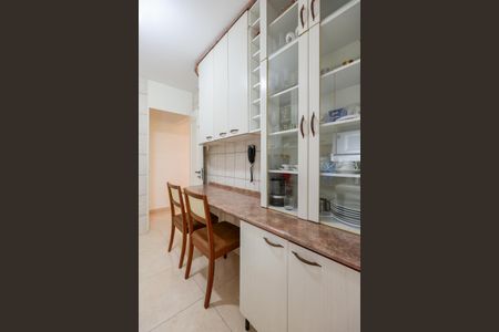 Apartamento à venda com 96m², 4 quartos e 1 vagaCozinha