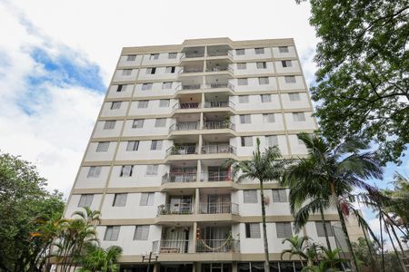 Apartamento à venda com 96m², 4 quartos e 1 vagaFachada