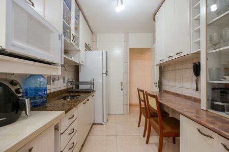 Apartamento à venda com 96m², 4 quartos e 1 vagaCozinha
