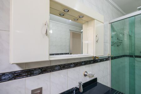 Apartamento à venda com 96m², 4 quartos e 1 vagaBanheiro da Suíte