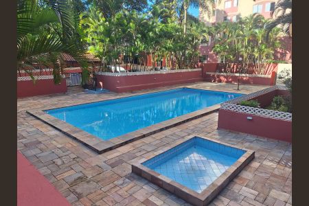 Apartamento à venda com 48m², 2 quartos e 1 vaga Apartamento à venda com 48m², 2 quartos e 1 vagaÁrea comum - Piscina