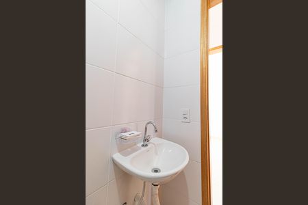 Apartamento para alugar com 38m², 2 quartos e sem vagaBanheiro