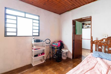 Casa à venda com 280m², 5 quartos e 2 vagasQuarto 2