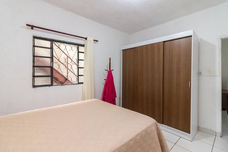 Casa à venda com 280m², 5 quartos e 2 vagasQuarto 5