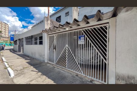 Casa à venda com 280m², 5 quartos e 2 vagasFachada