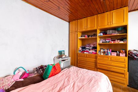 Casa à venda com 280m², 5 quartos e 2 vagasQuarto 2