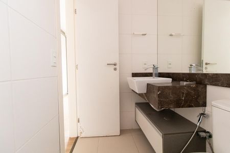 Apartamento para alugar com 84m², 3 quartos e 2 vagas Apartamento para alugar com 84m², 3 quartos e 2 vagasBanheiro da Suíte