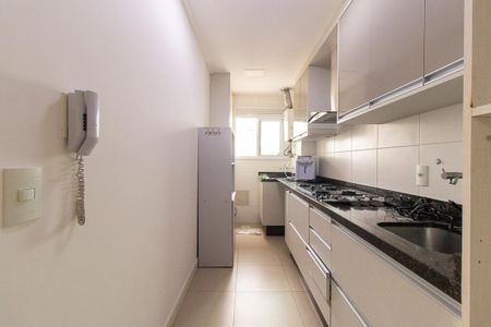 Apartamento para alugar com 84m², 3 quartos e 2 vagas Apartamento para alugar com 84m², 3 quartos e 2 vagasCozinha e Área de Serviço