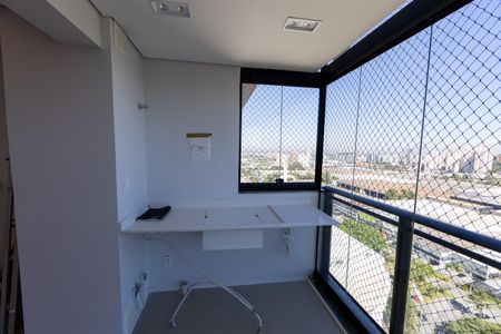 Varanda de apartamento para alugar com 2 quartos, 115m² em Tamboré, Barueri